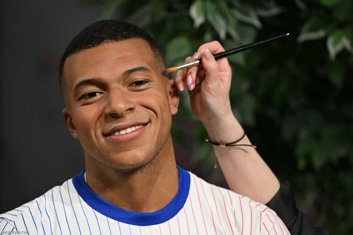 مبابي بالشمع