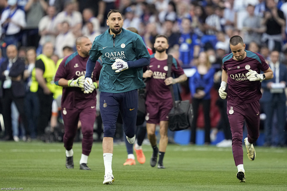 أليانز أرينا يبدأ الحفل