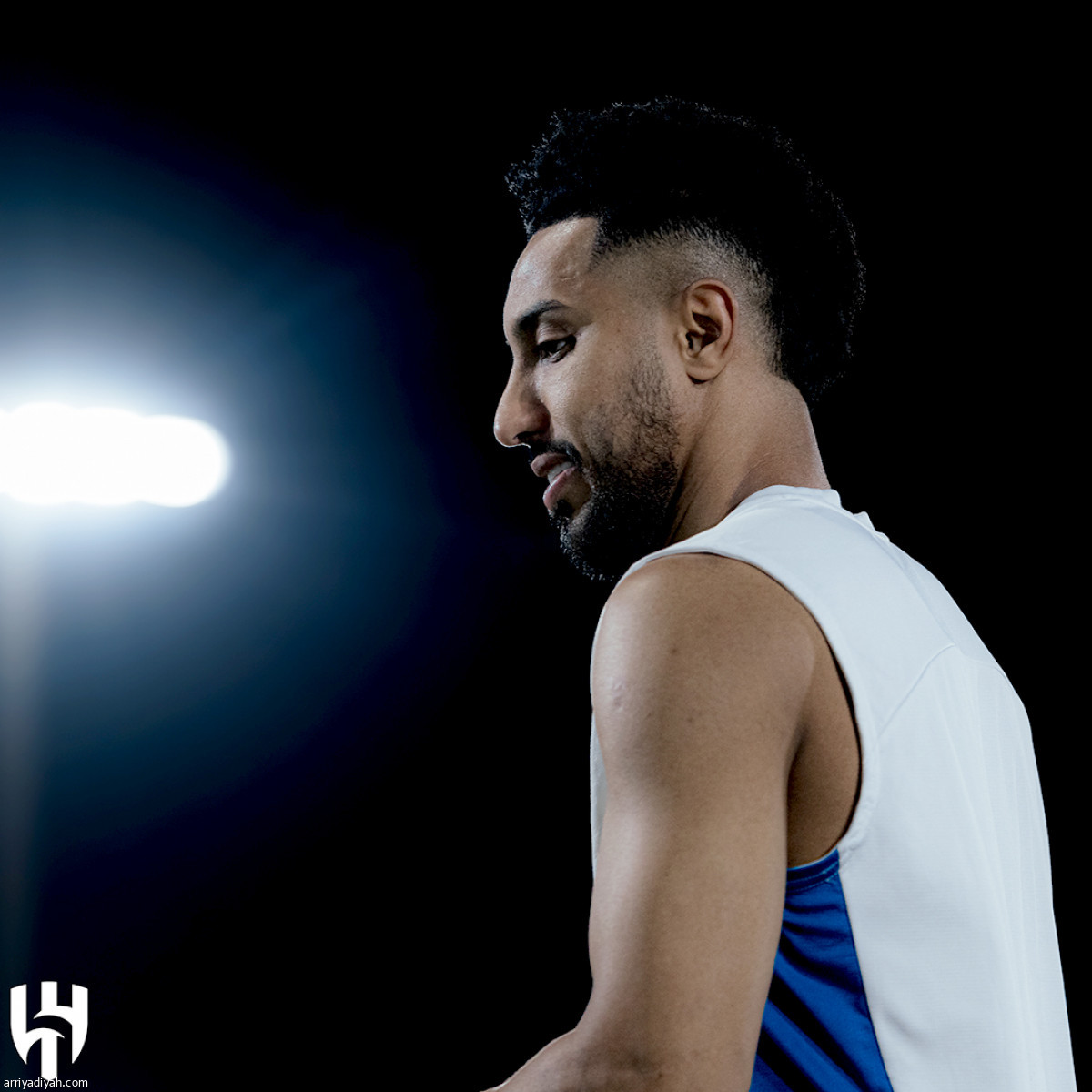 الهلال مكتمل