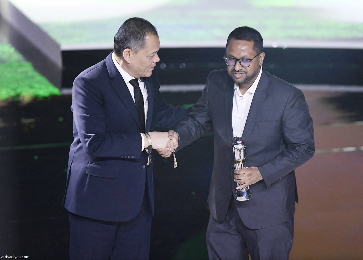 الرياض تزف الفائزين