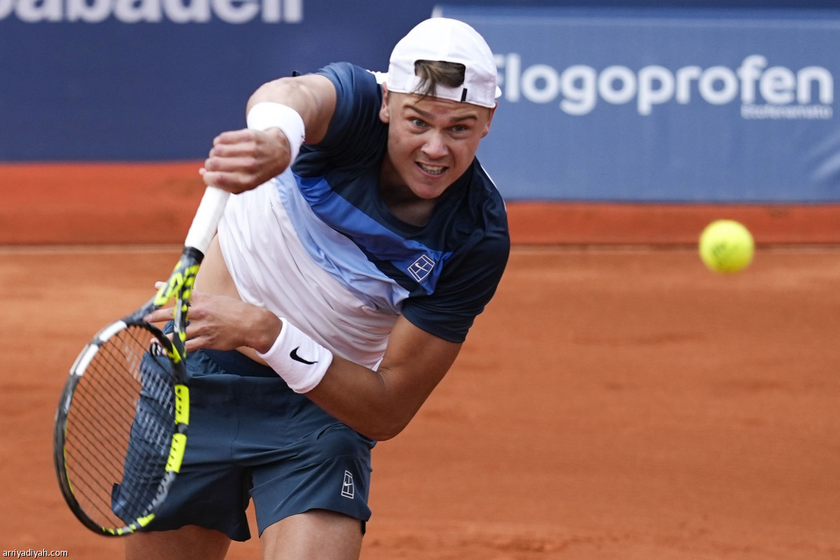 رون إلى النهائي