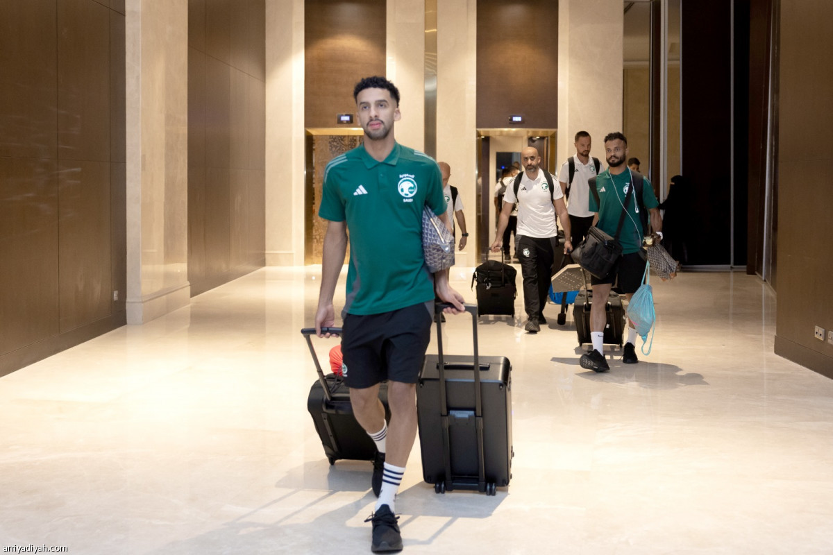 الصقور تودّع