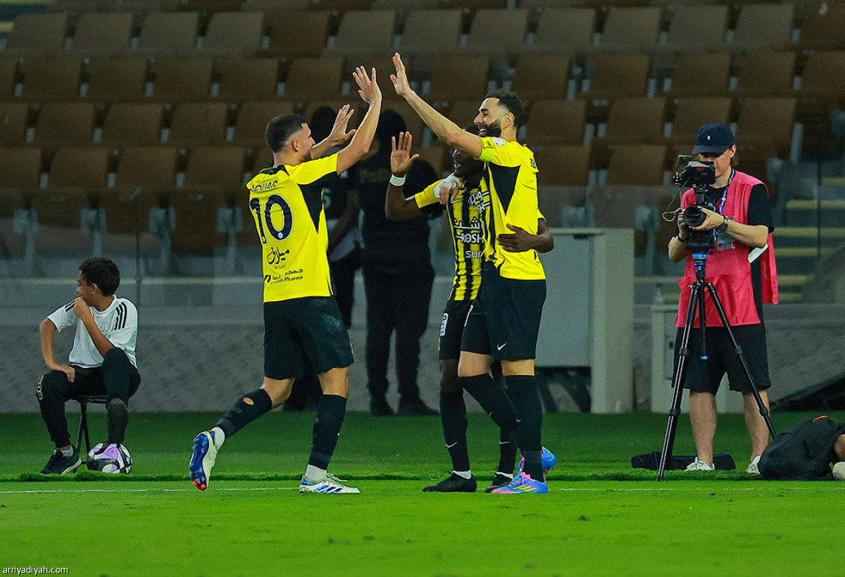 توسيع فارق الصدارة