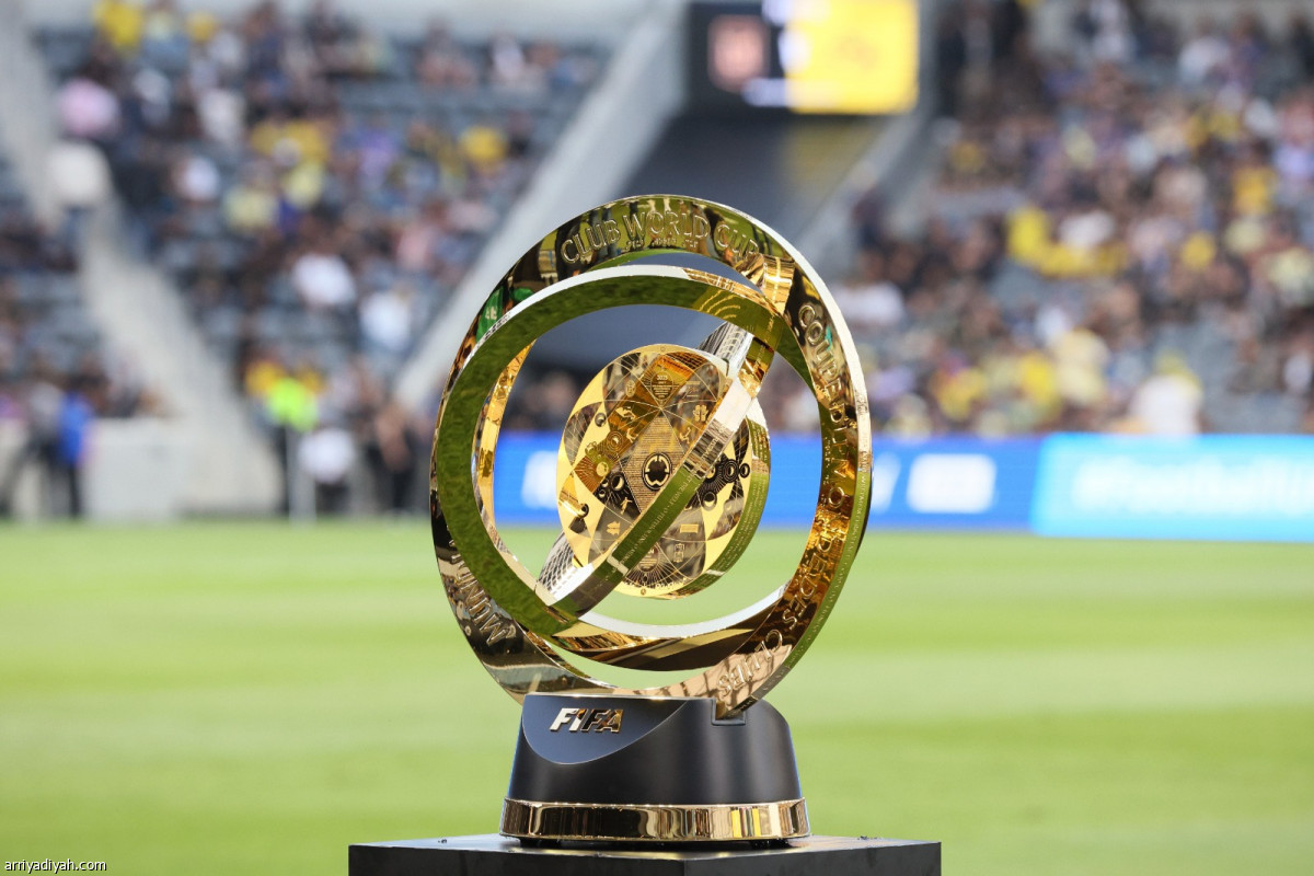 كأس العالم تظهر