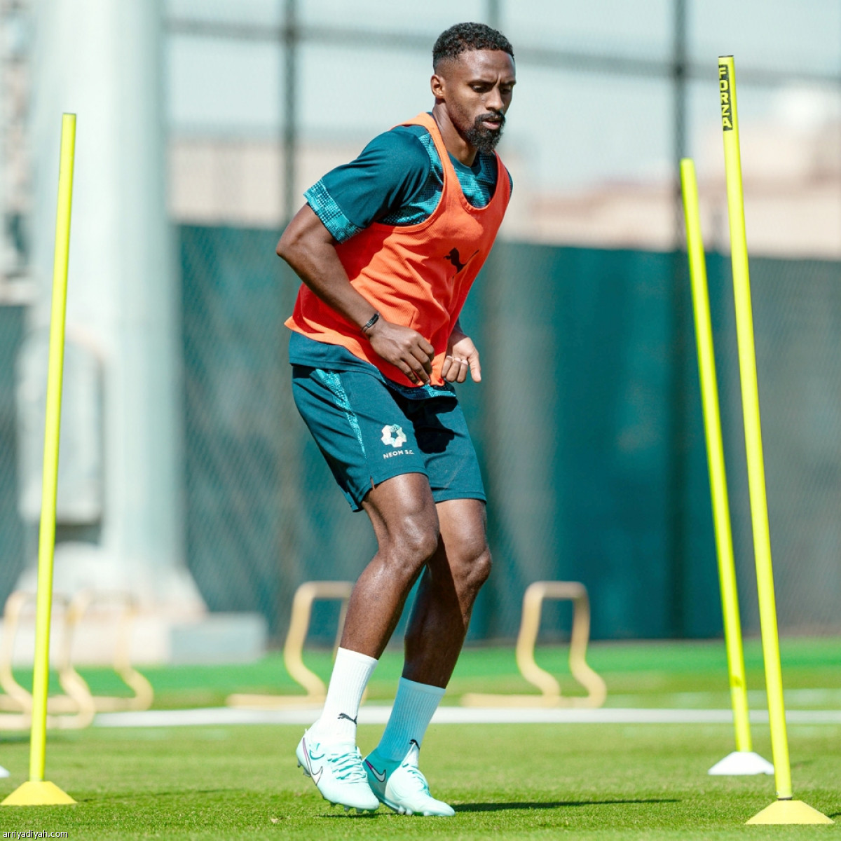 نيوم.. اختبار سرعات