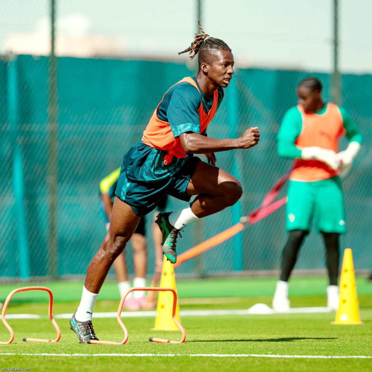 نيوم.. اختبار سرعات