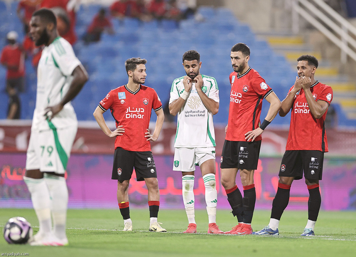 الأهلي ينتصر